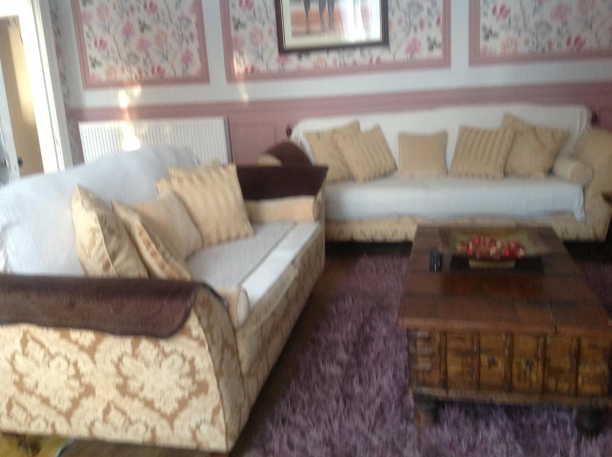 บัสบี้ อพาร์ตเมนต์ Apartment กลาสโกว์ ภายนอก รูปภาพ