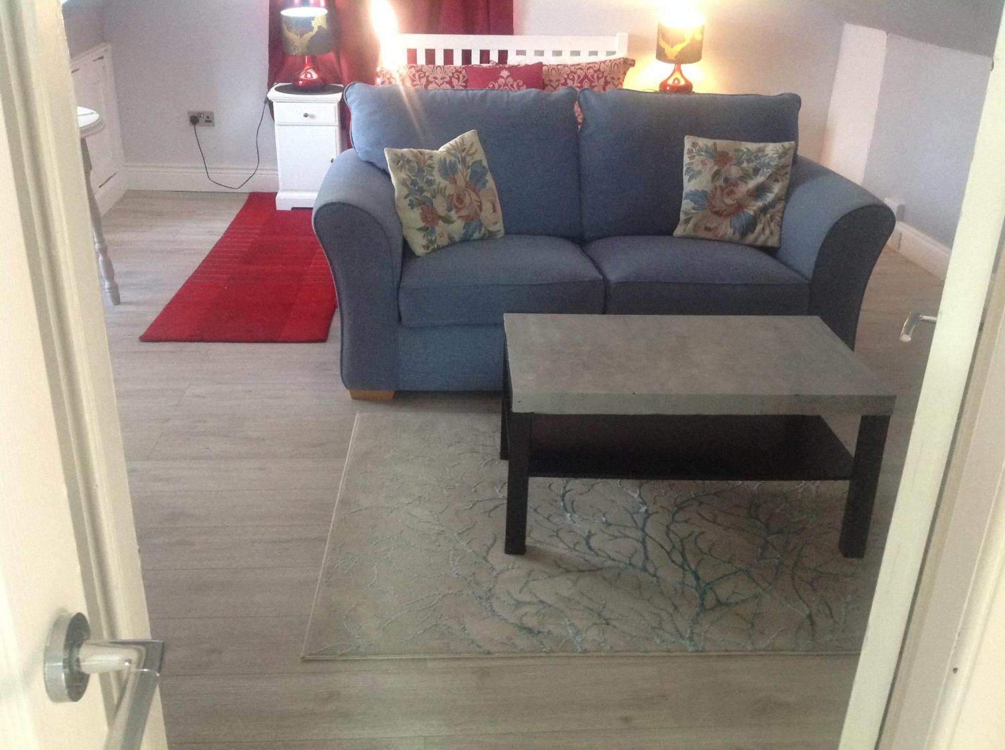 บัสบี้ อพาร์ตเมนต์ Apartment กลาสโกว์ ภายนอก รูปภาพ